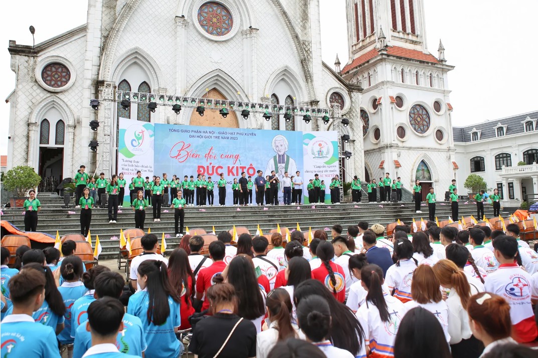 Đại hội Giới trẻ Giáo hạt Phú Xuyên 2023 “Biến đổi cùng Đức Ki-tô”