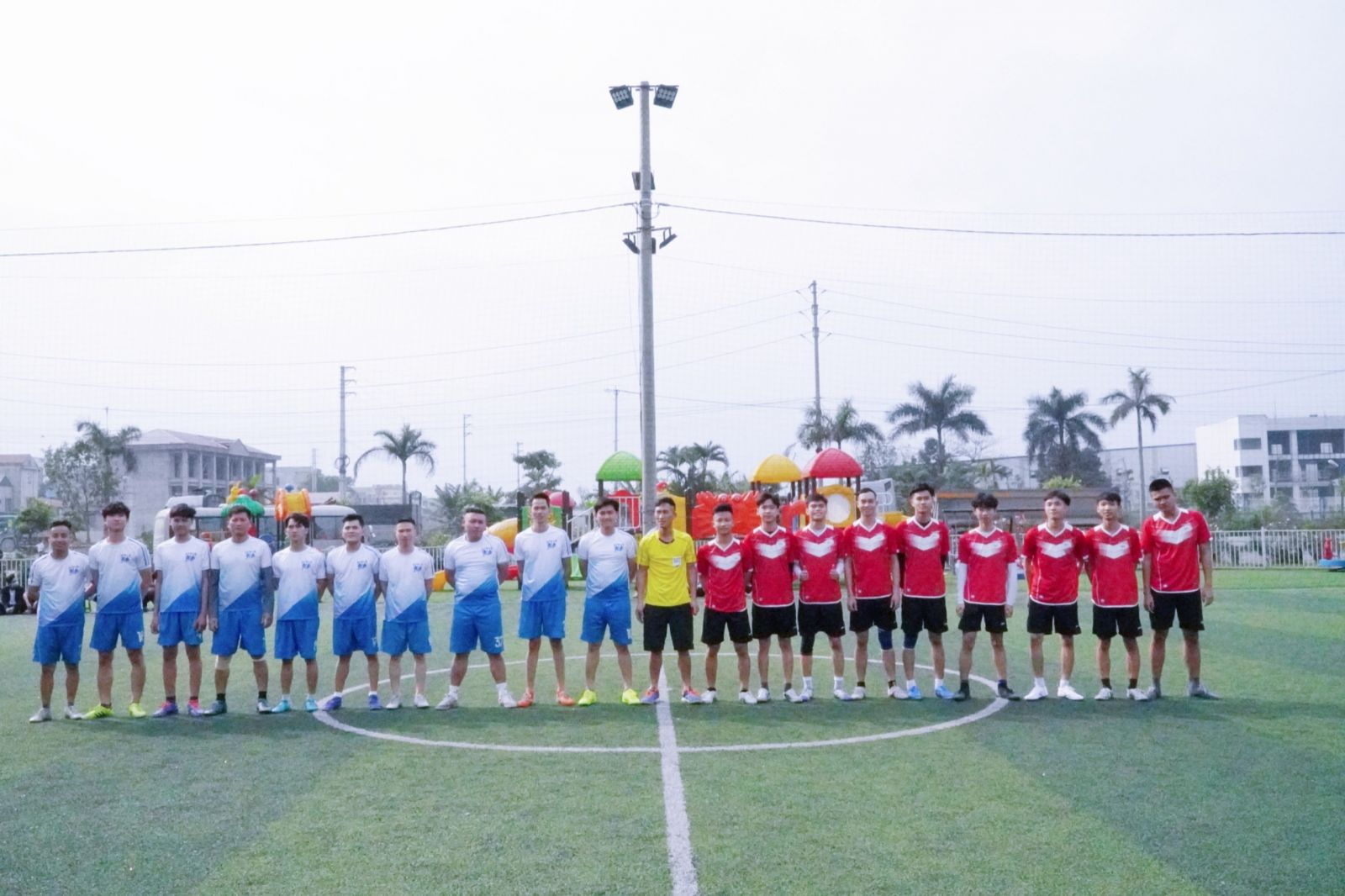 Trận bóng đá giao hữu giới trẻ Giáo hạt Phủ Lý